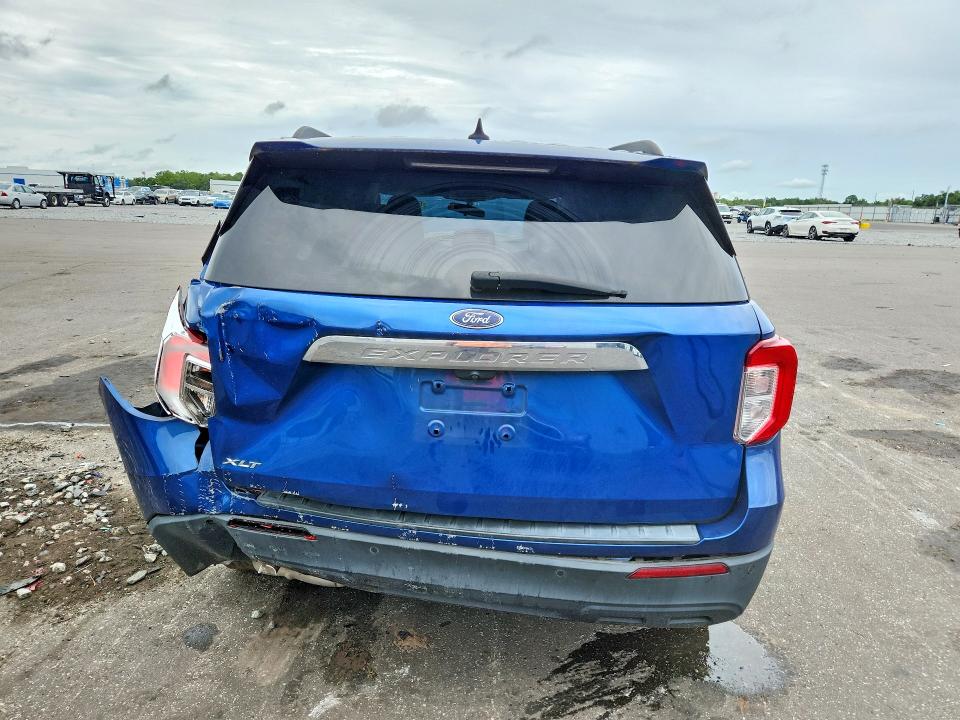 2022 Ford Explorer VIN 1FMSK7DH6NGB57389 COPART salvage auction — REAR END, Fl - Cert Of Title Slvg Rebuildable, sold $6,500 on 2026-09-10 (photo 6)