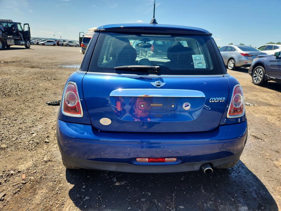 2013 Mini Cooper VIN WMWSU3C55DT689279 COPART salvage auction — FRONT END, Pa - Certificate Of Salvage, sold $400 on 2026-08-11 (photo 6)