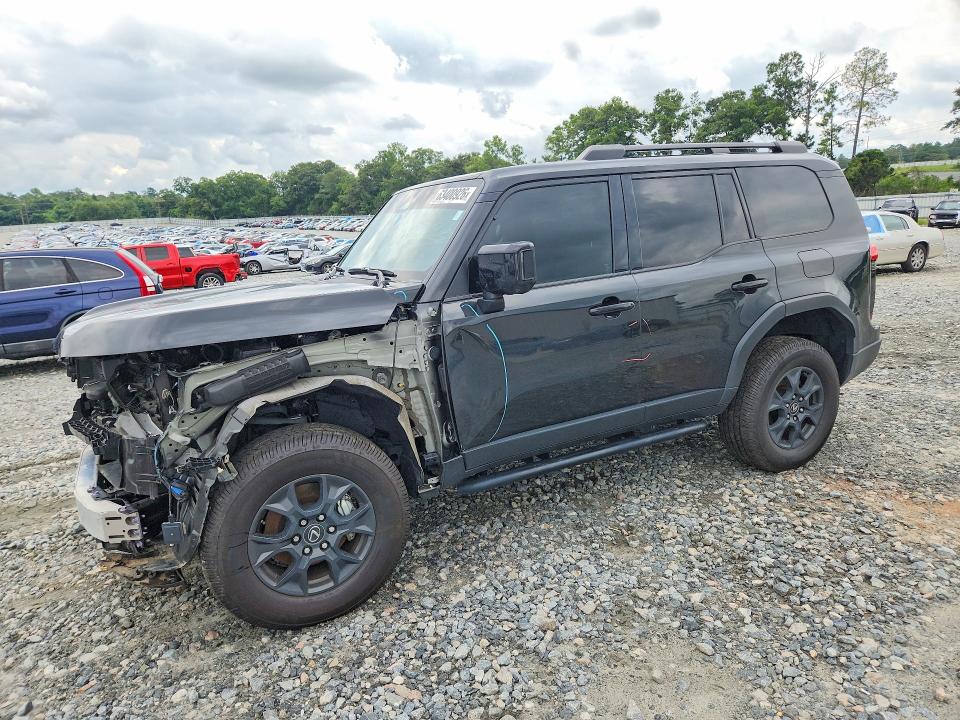 2024 Lexus Gx VIN JTJTBCDX4R5010348 — COPART salvage auction photo