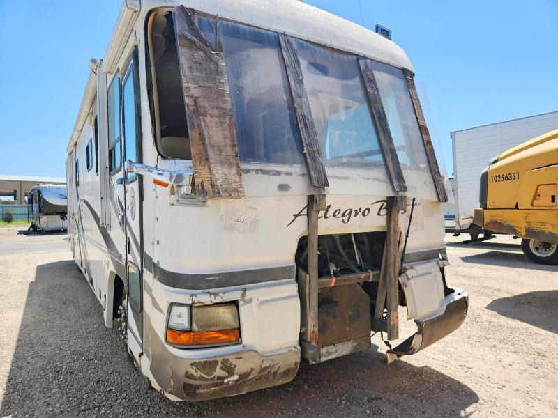 2002 Frht VIN 4UZAAHBS52CK15904 COPART salvage auction — FRONT END, TX - SALVAGE VEHICLE TITLE (P), sold $30 on 2026-09-10 (photo 9)