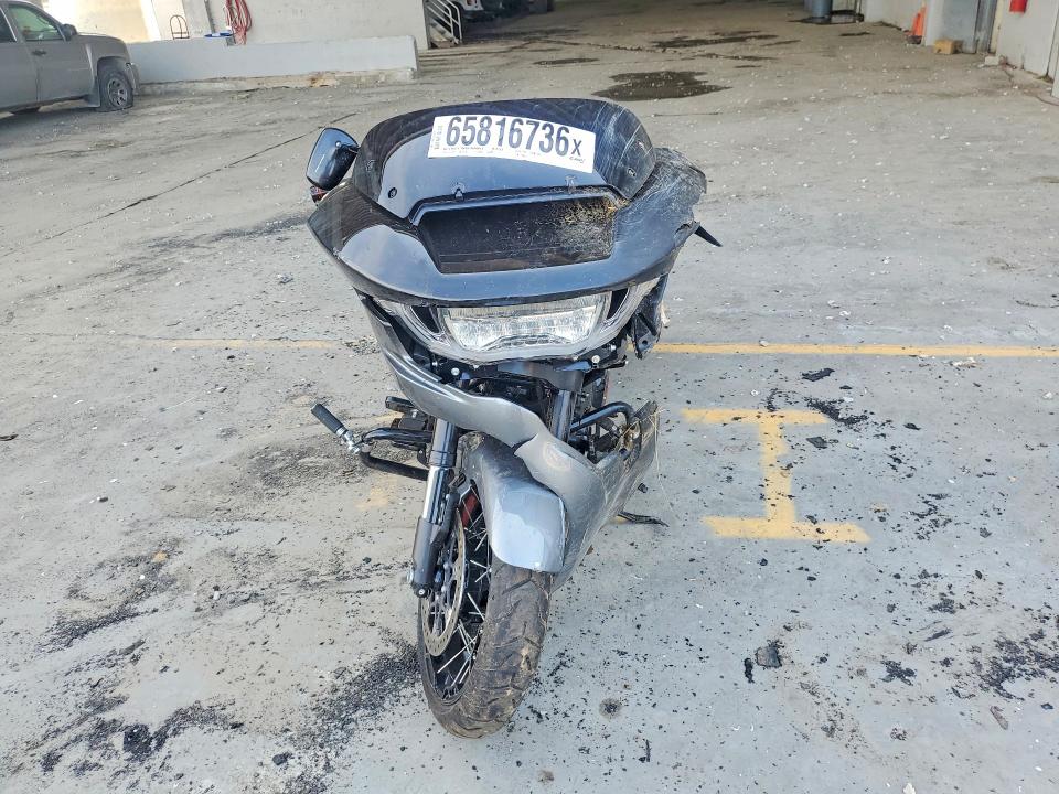 2025 Harley-davidson FLTRXSE VIN 1HD1TC613SB958679 COPART salvage auction — ALL OVER, Va - Cert Of Title - Salvage, sold $17,500 on 2026-10-01 (photo 2)