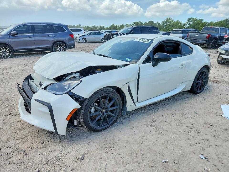 2025 Toyota Gr 86 VIN JF1ZNBE15S9759334 — COPART salvage auction photo