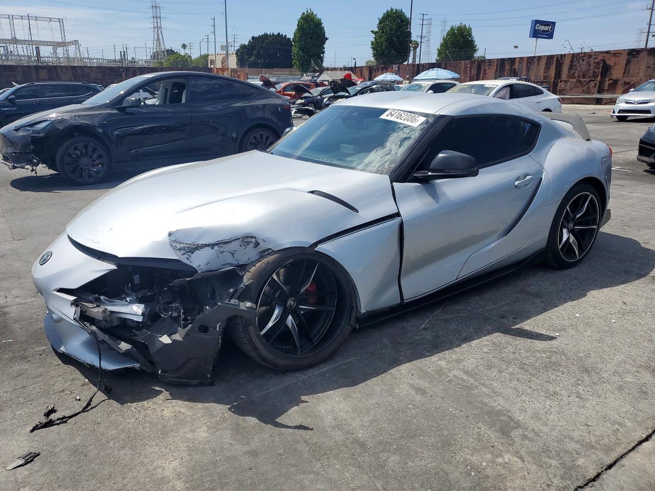 2022 Toyota Supra VIN WZ1DB0C04NW051174 — COPART salvage auction photo