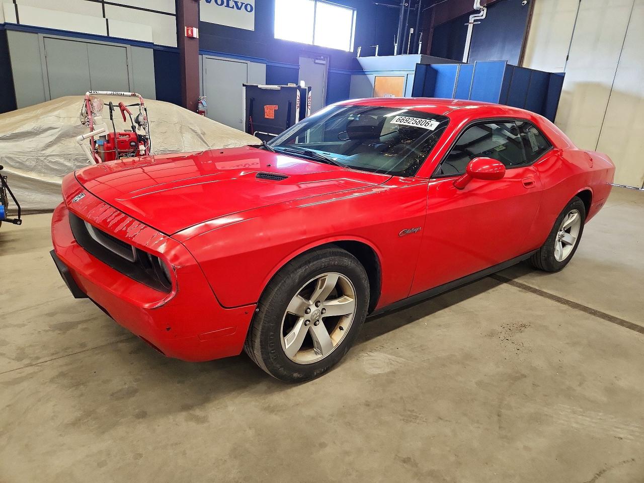 2010 Dodge Challenger VIN 2B3CJ4DV4AH322923 COPART salvage auction — Minor Dent/Scratches, Ct - Clean Title, sold $2,900 on 2026-09-18 (photo 1)