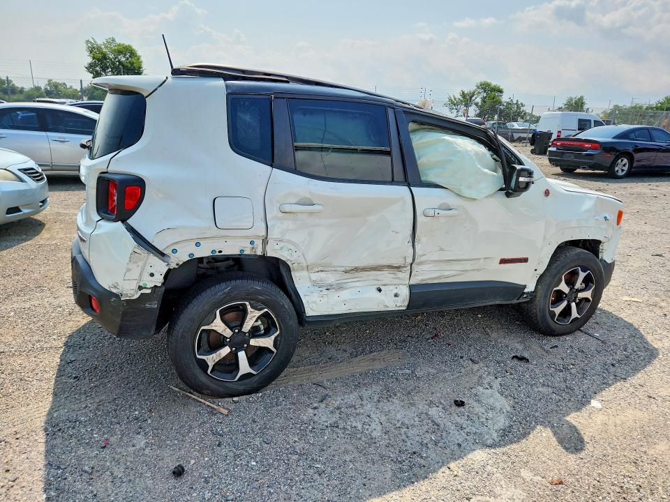 2022 Jeep Renegade VIN ZACNJDC1XNPN69967 COPART salvage auction — ROLLOVER, In - Cert Of Title-Salvage Title, sold $1,750 on 2026-08-13 (photo 3)