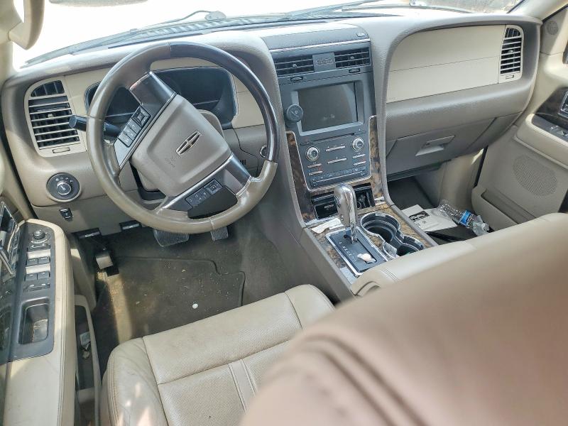 2016 Lincoln Navigator VIN 5LMJJ3HT8GEL12154 COPART salvage auction — FRONT END, Nc - Salvage Certificate Of Title, sold $400 on 2026-09-21 (photo 8)