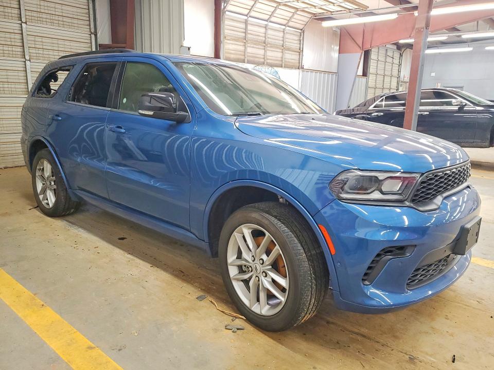 2025 Dodge Durango VIN 1C4RDJDG1SC517916 COPART salvage auction — INTERIOR BURN, Cd - Non-Repairable, sold $14,700 on 2026-09-08 (photo 4)