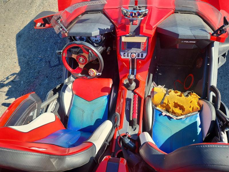 2016 Polaris Slingshot VIN 57XAAPFA1G5112059 COPART salvage auction — SIDE, PA - CERTIFICATE OF SALVAGE, sold $2,050 on 2026-09-08 (photo 5)