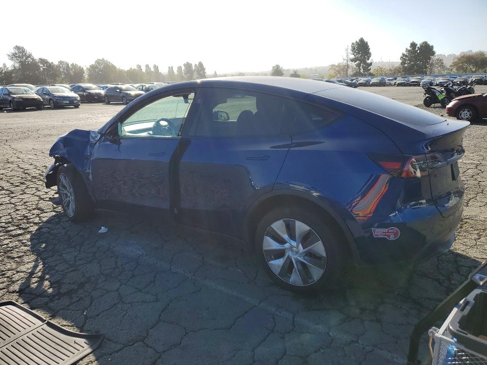 2023 Tesla Model y VIN 7SAYGDEE2PF949459 COPART salvage auction — FRONT END, Salvage Title, sold $8,200 on 2026-08-28 (photo 2)