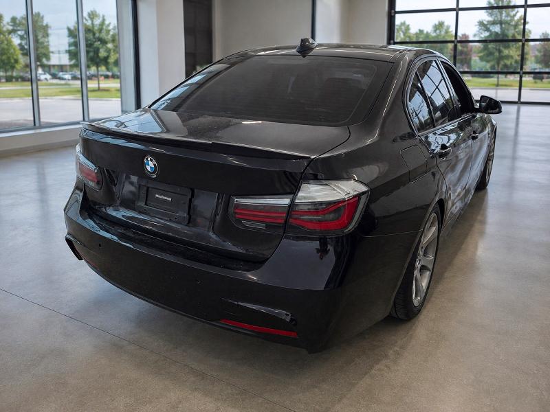 2016 BMW VIN WBA8E1G51GNT34317 COPART salvage auction — MECHANICAL, Ok - Cert Of Title-Repossession (P), sold $3,900 on 2026-08-21 (photo 4)