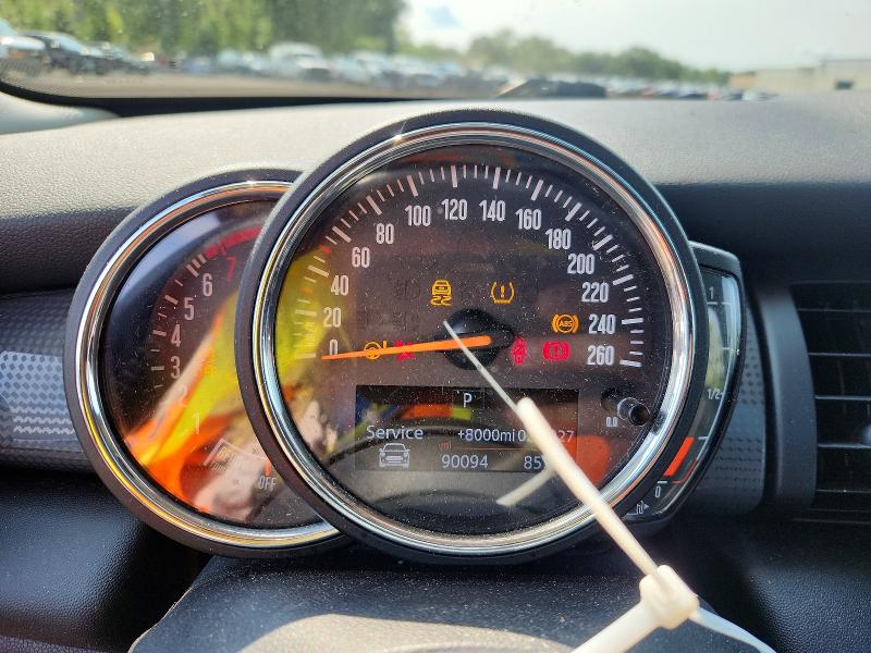 2019 Mini Cooper VIN WMWXU1C5XK2F81871 COPART salvage auction — WATER/FLOOD, CT - CERT OF TITLE-FLOOD SALVAGE, sold $1,550 on 2026-08-18 (photo 9)