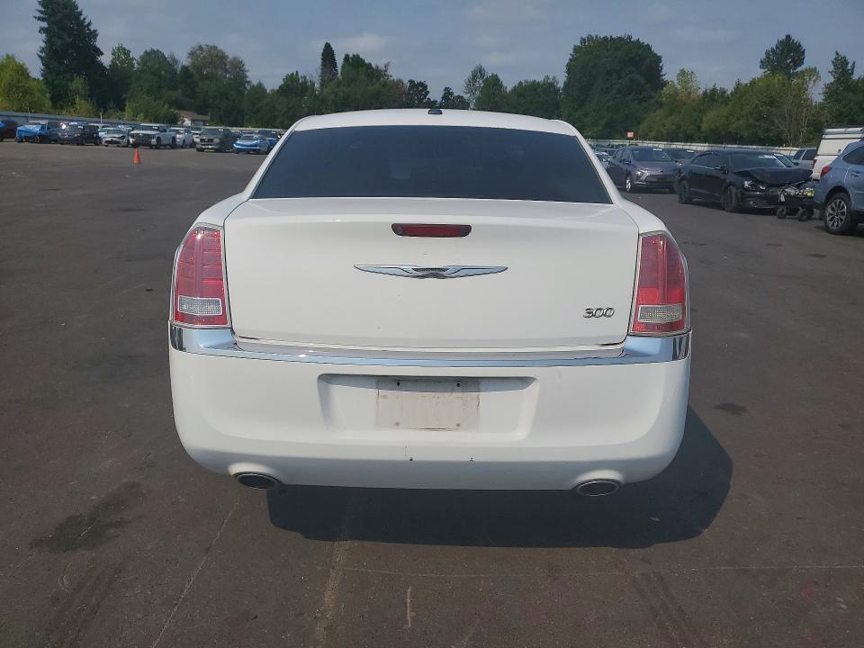 2013 Chrysler 300 VIN 2C3CCAAG3DH707704 COPART salvage auction — REAR END, Or - Salvage Title Certificate, sold $625 on 2026-09-27 (photo 6)
