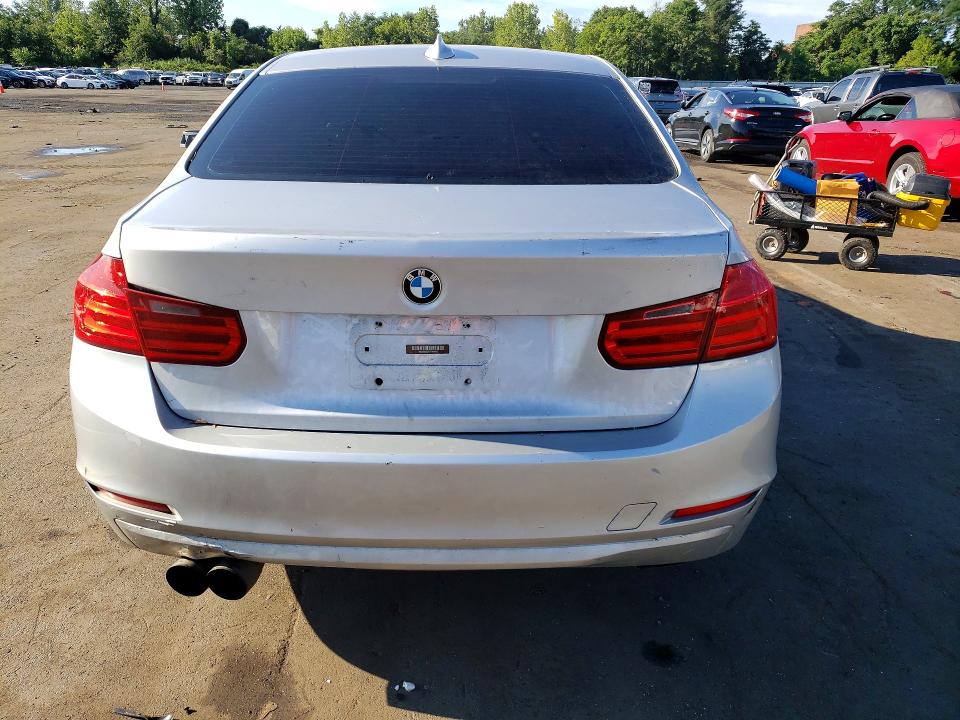 2014 BMW 3er VIN WBA3B5C57EP541893 COPART salvage auction — FRONT END, Ct - Certificate Of Title, sold $475 on 2026-08-21 (photo 6)