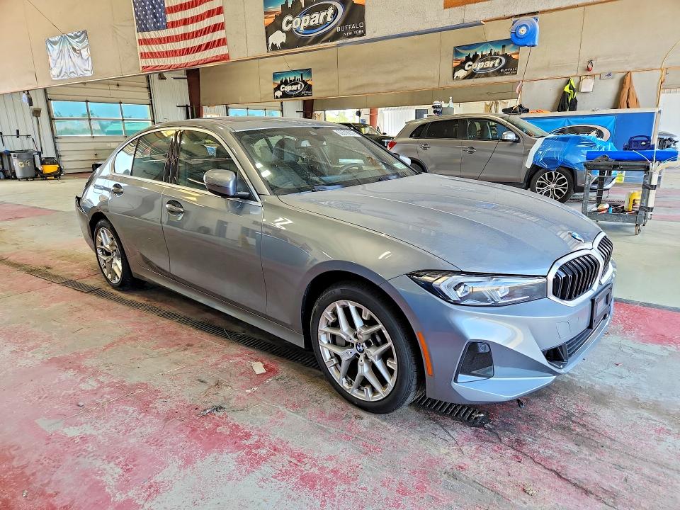 2025 BMW 3er VIN 3MW89CW07S8F35169 COPART salvage auction — REAR END, Ny - Mv-907A Salvage Certificate, sold $13,500 on 2026-08-24 (photo 4)
