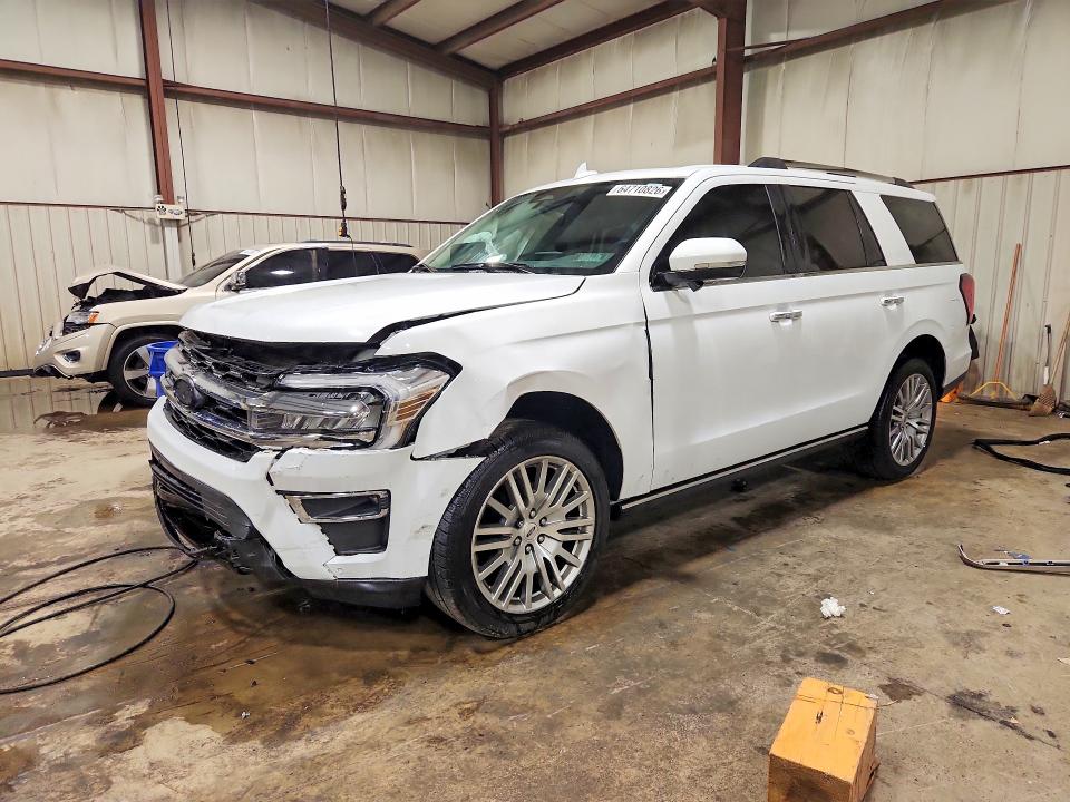 2024 Ford Expedition VIN 1FMJU2A83REA79183 — COPART salvage auction photo