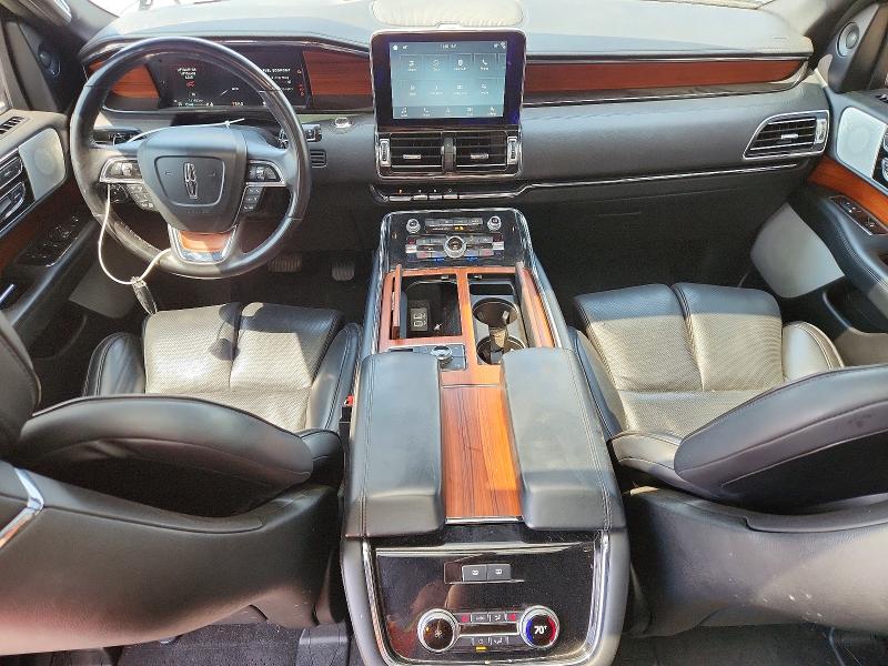 2019 Lincoln Navigator VIN 5LMJJ2LT8KEL09555 COPART salvage auction — FRONT END, Ne - Cert Of Title-Salvage, sold $0 on 2026-09-24 (photo 8)