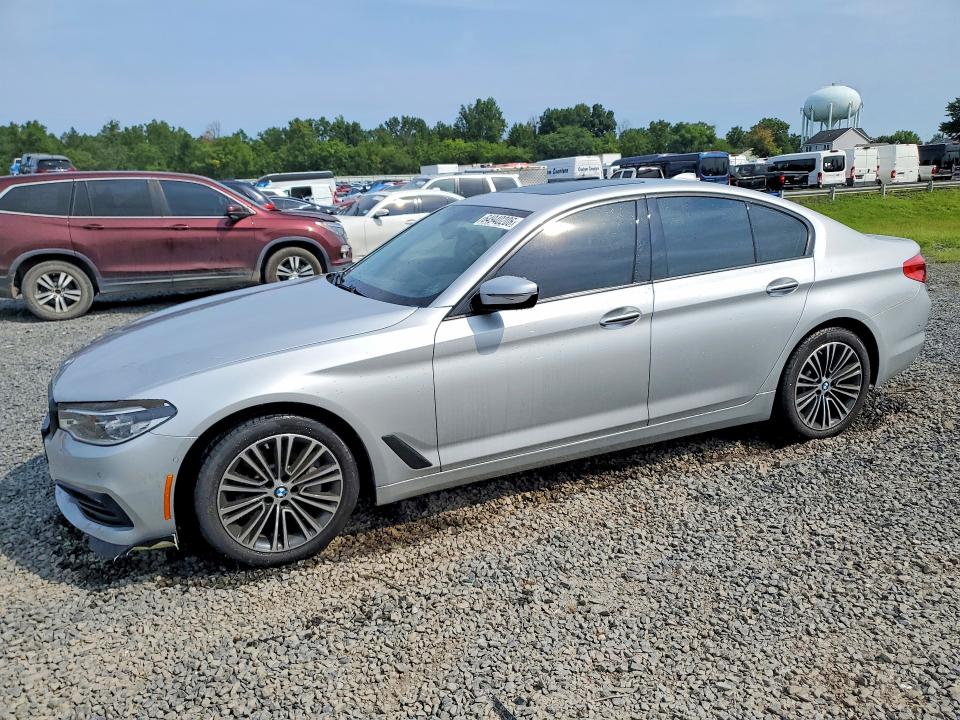2017 BMW 5er VIN WBAJE7C34HG890362 — COPART salvage auction photo