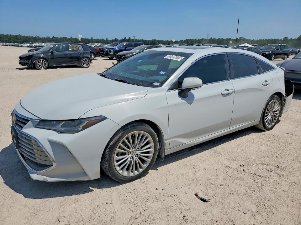 2022 Toyota Avalon VIN 4T1DZ1FB2NU071797 — COPART salvage auction photo