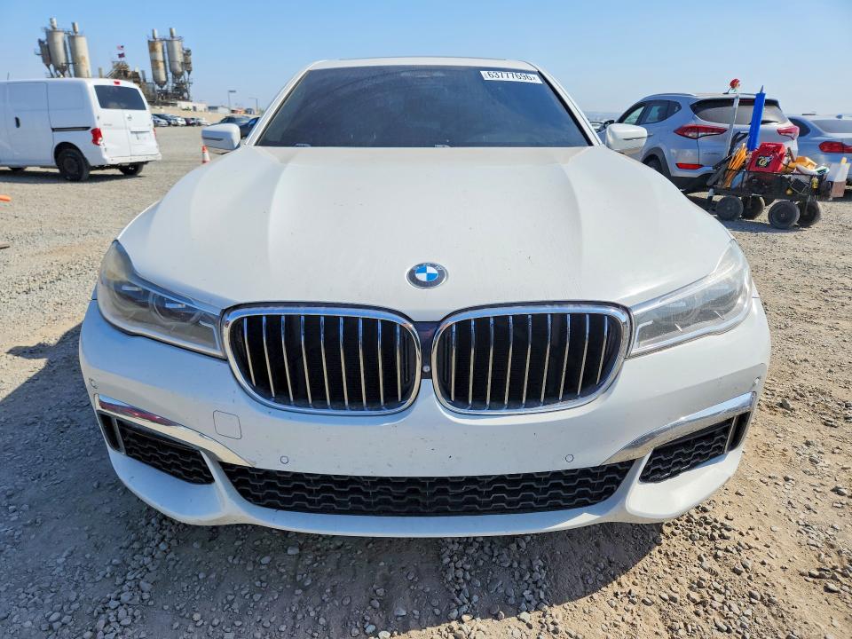 2017 BMW 7 series VIN WBA7F0C50HGM20944 COPART salvage auction — MINOR DENT/SCRATCHES, CA - DIS/DLR/EXP ONLY CLEAN TITLE (P), sold $4,550 on 2026-08-28 (photo 5)