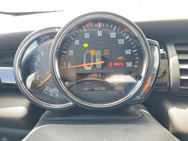 2019 Mini Cooper VIN WMWWG5C53K3H08495 COPART salvage auction — FRONT END, TX - SALVAGE VEHICLE TITLE, sold $4,000 on 2026-08-14 (photo 9)