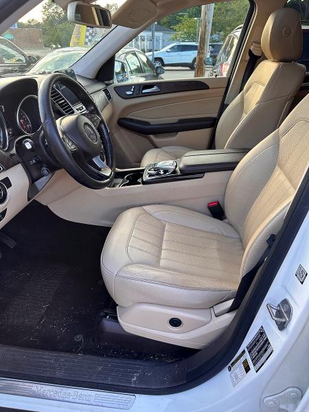 2018 Mercedes-benz Gle VIN 4JGDA5HB6JB198327 COPART salvage auction — MINOR DENT/SCRATCHES, Ny - Certificate Of Title (P), sold $11,000 on 2026-08-25 (photo 5)