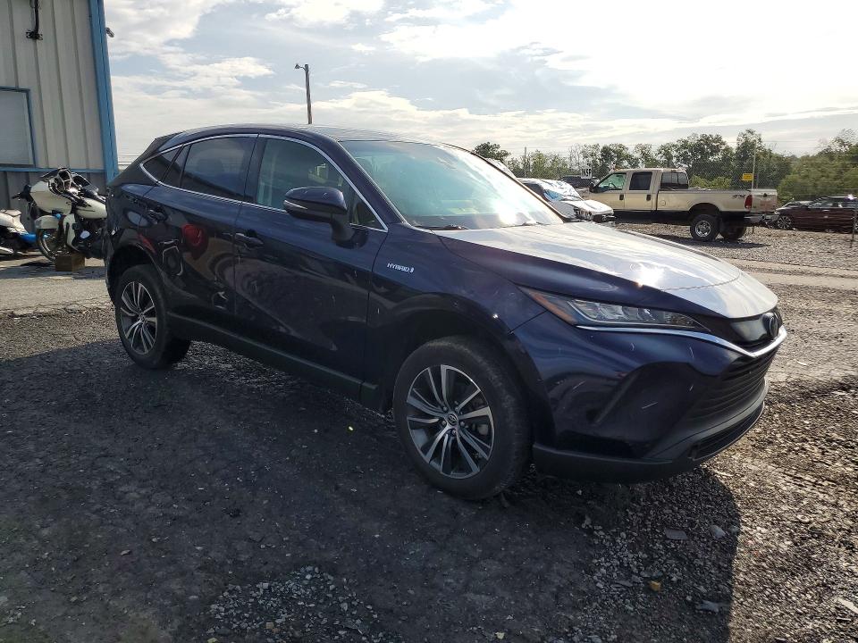2021 Toyota Venza VIN JTEAAAAH1MJ015212 COPART salvage auction — REAR END, Salvage Title, sold $10,500 on 2026-08-21 (photo 4)