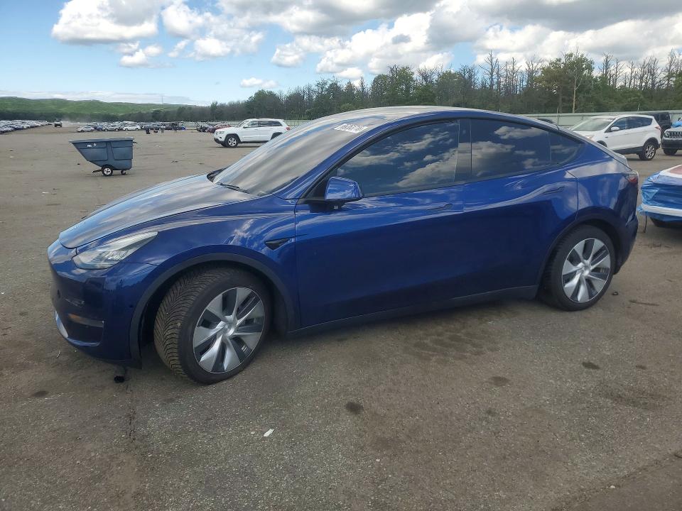 2020 Tesla Model y VIN 5YJYGDEE2LF045263 — COPART salvage auction photo