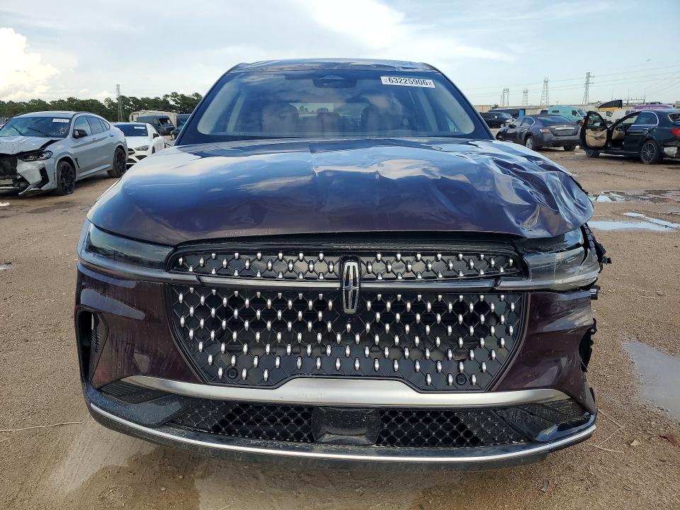 2025 Lincoln Nautilus VIN 5LMPJ8JA2SJ969855 COPART salvage auction — ROLLOVER, Ok - Cert Of Title-Salvage, sold $11,100 on 2026-09-11 (photo 5)