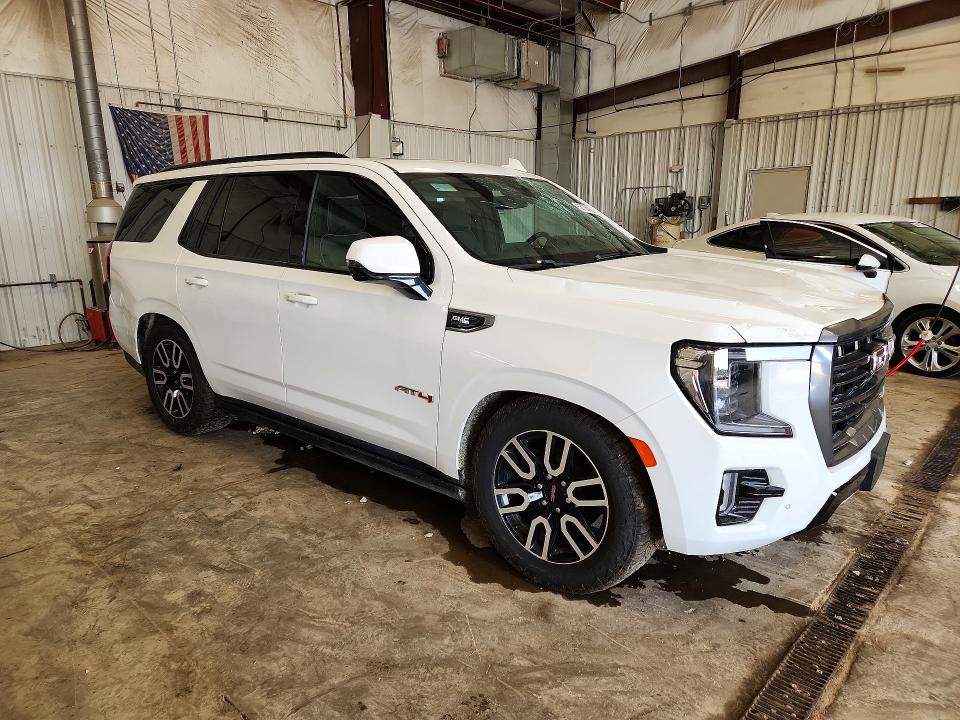 2021 Gmc Yukon VIN 1GKS2CKD0MR237176 COPART salvage auction — HAIL, Wi - Cert Of Title-Claim Paid, sold $20,000 on 2026-08-24 (photo 4)