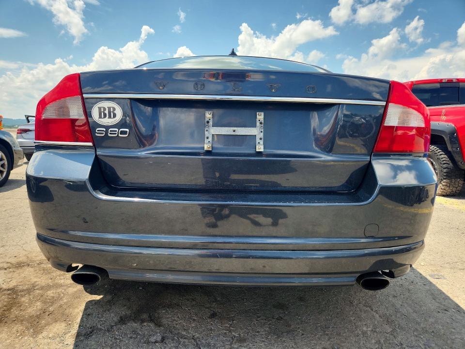 2011 Volvo S80 VIN YV1940AS0B1147258 COPART salvage auction — SIDE, PA - CERTIFICATE OF SALVAGE, sold $400 on 2026-08-18 (photo 6)