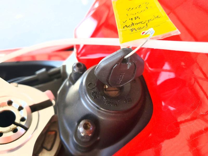 2023 Ducati Panigale VIN ZDMDAGZW6PB005527 COPART salvage auction — DAMAGE HISTORY, Salvage Title, sold $16,100 on 2026-08-14 (photo 8)