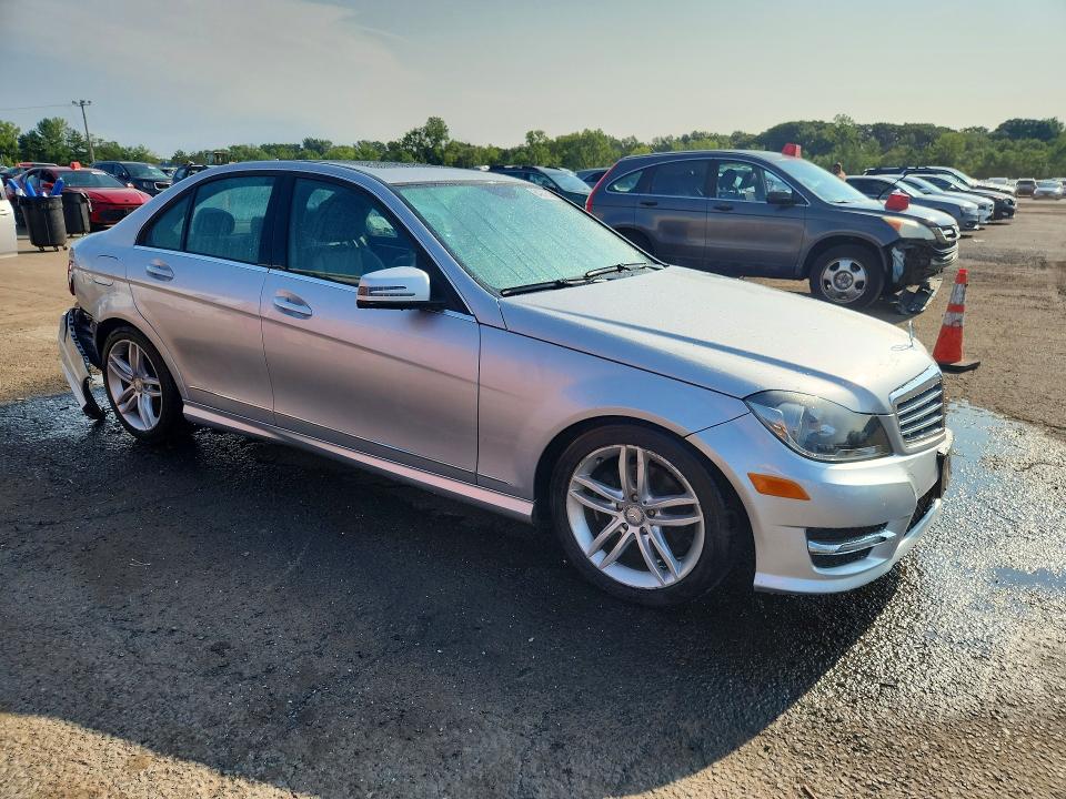 2012 Mercedes-benz C-klasse VIN WDDGF8BB6CR227743 COPART salvage auction — REAR END, Ct - Cert Of Title-Salvage, sold $1,700 on 2026-08-18 (photo 4)