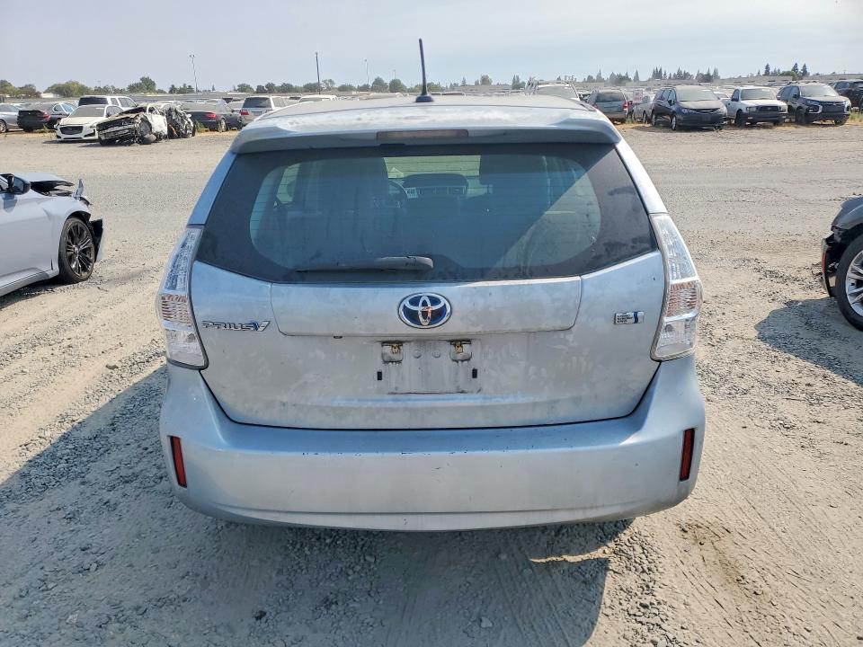 2012 Toyt Prius VIN JTDZN3EUXC3133292 COPART salvage auction — NORMAL WEAR, Ca - Dis/Dlr/Exp Only Clean Title, sold $800 on 2026-09-08 (photo 6)