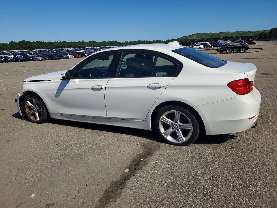 2015 BMW 3er VIN WBA3B5C50FF961499 COPART salvage auction — FRONT END, Ny - Mv-907A Salvage Certificate, sold $650 on 2026-08-07 (photo 2)