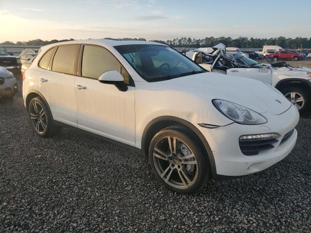 2013 Porsche Cayenne VIN WP1AB2A28DLA80029 COPART salvage auction — FRONT END, Fl - Cert Of Title Slvg Rebuildable, sold $4,250 on 2026-08-11 (photo 4)