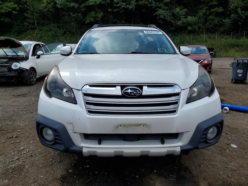 2013 Subaru Outback VIN 4S4BRCLC4D3289566 COPART salvage auction — MINOR DENT/SCRATCHES, NY - CERTIFICATE OF TITLE, sold $0 on 2026-09-29 (photo 5)