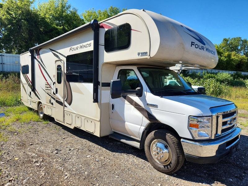 2018 Ford Econoline VIN 1FDXE4FS4JDC18299 — COPART salvage auction photo