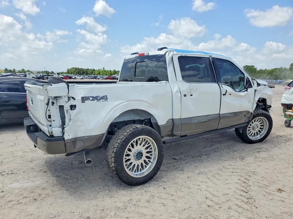 2025 Ford F150 VIN 1FTFW6LD2SFB74873 COPART salvage auction — ROLLOVER, Tx - Salvage Vehicle Title, sold $17,900 on 2026-08-28 (photo 3)