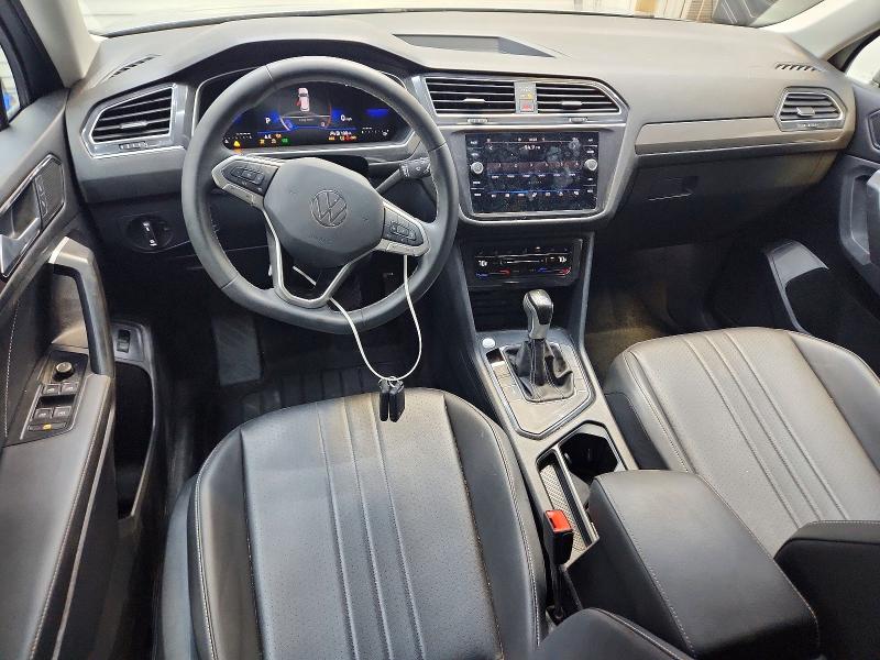 2024 Volkswagen Tiguan VIN 3VV3B7AX4RM001532 COPART salvage auction — SIDE, Fl - Cert Of Title Slvg Rebuildable, sold $9,000 on 2026-08-25 (photo 8)