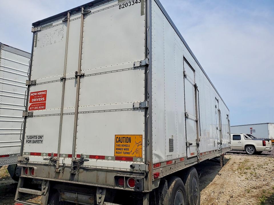 2014 Utility Trailer VIN 1UYVS248XEM771806 COPART salvage auction — MECHANICAL, IL - CERTIFICATE OF TITLE, sold $2,800 on 2026-09-22 (photo 3)