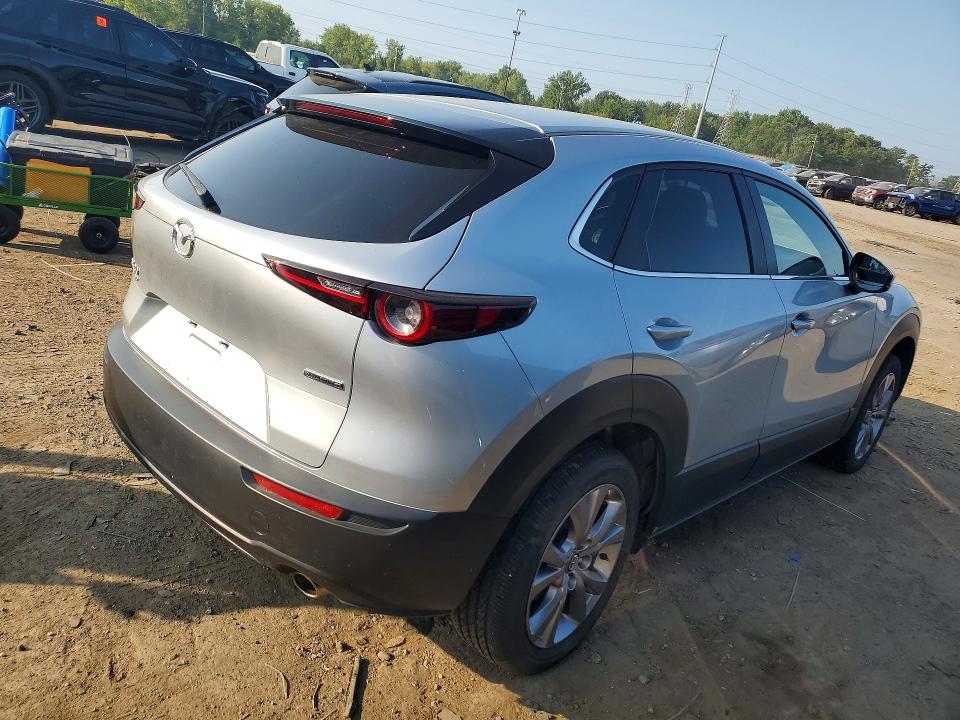 2021 Mazda Cx-30 VIN 3MVDMBCL9MM312973 COPART salvage auction — REAR END, Salvage Title, sold $8,400 on 2026-09-04 (photo 3)