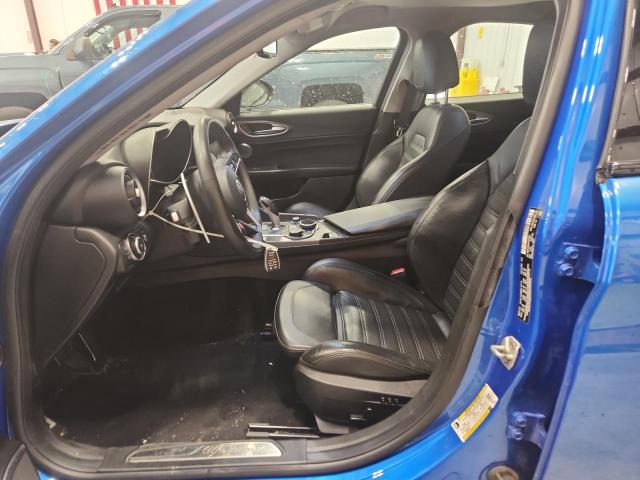 2018 Alfa romeo Giulia VIN ZARFAEEN4J7579825 COPART salvage auction — NORMAL WEAR, Fl - Certificate Of Title, sold $3,500 on 2026-08-21 (photo 7)