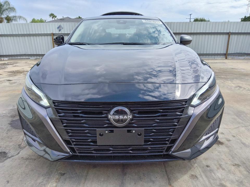 2026 Nissan Altima VIN 1N4BL4DV4TN327379 COPART salvage auction — REAR END, WA - VEHICLE CERT OF OWNERSHIP-TITL, sold $9,600 on 2026-09-02 (photo 5)