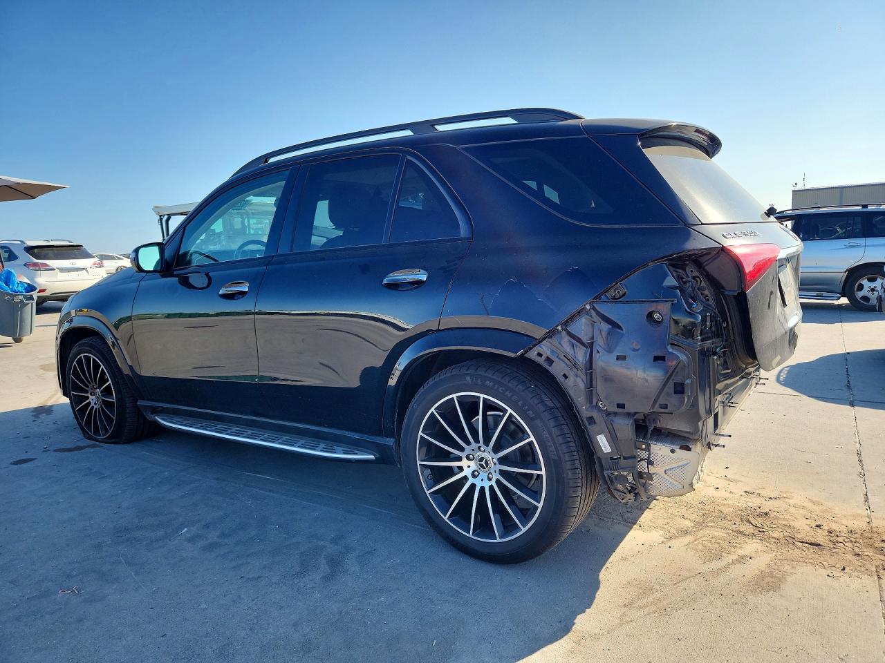 2022 Mercedes-Benz GLE VIN 4JGFB4KB5NA804219 COPART salvage auction — Rear End, Sv - Salvage Title, sold $32,500 on 2026-08-20 (photo 2)