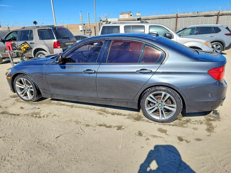 2013 BMW VIN WBA3A5C54DJ462556 COPART salvage auction — SIDE, Ca - Dis/Dlr/Exp Clean W/Salv Hist, sold $375 on 2026-08-22 (photo 2)