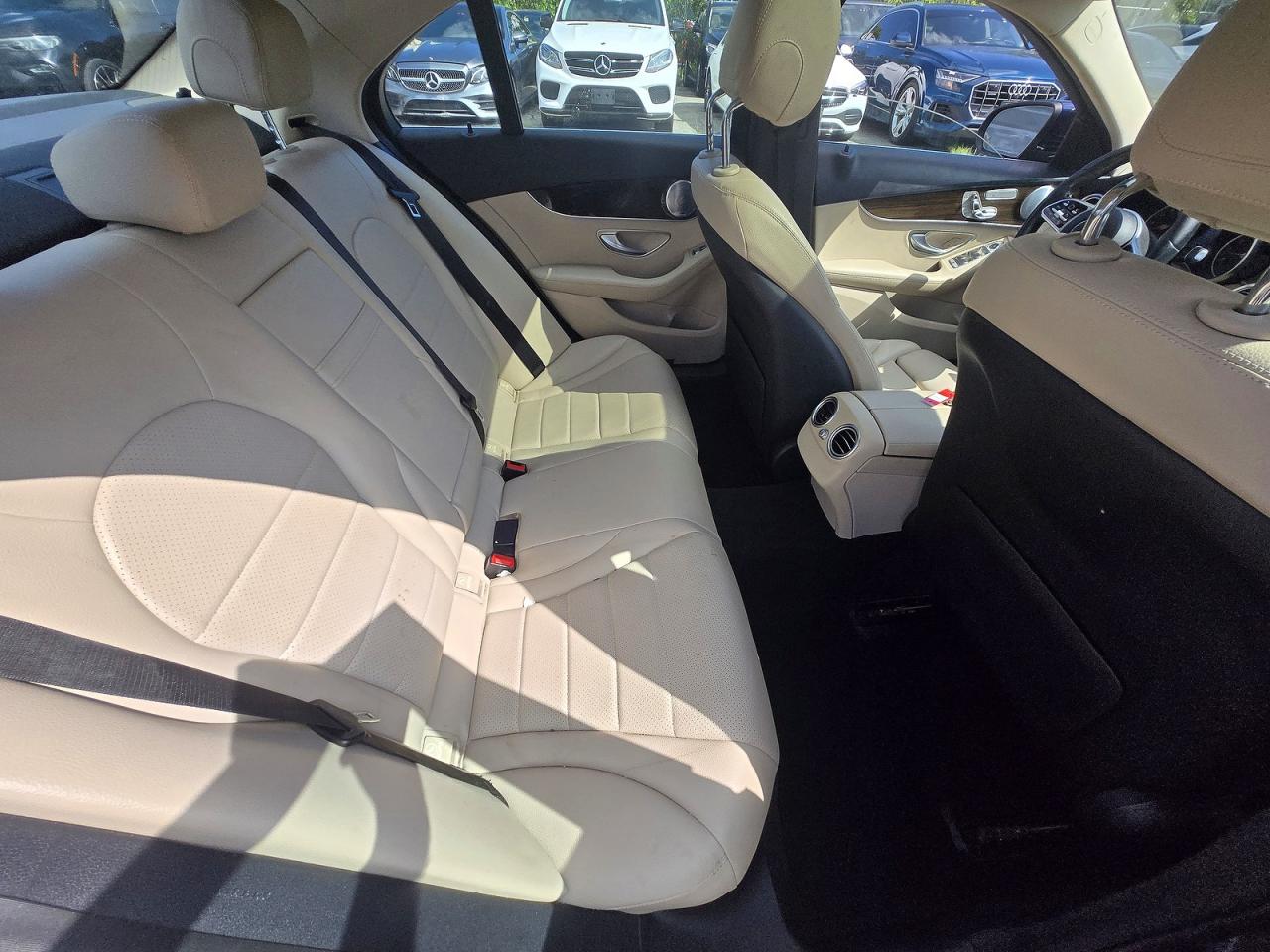 2020 Mercedes-benz C class VIN WDDWF8EB2LR526086 COPART salvage auction — Normal Wear, CT - CERTIFICATE OF TITLE (P), sold $11,200 on 2026-09-04 (photo 6)