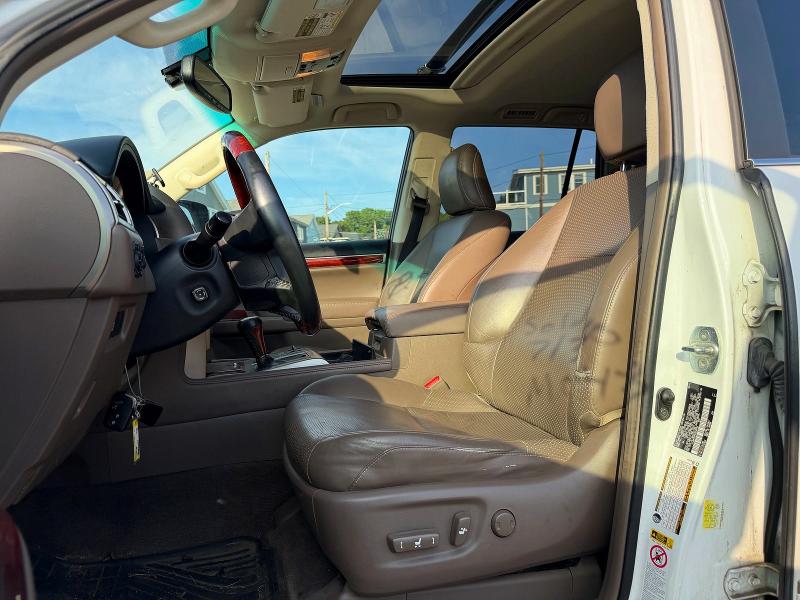 2013 Lexus Gx VIN JTJBM7FX9D5058723 COPART salvage auction — MINOR DENT/SCRATCHES, MA - CERTIFICATE OF TITLE (P), sold $11,700 on 2026-08-26 (photo 5)