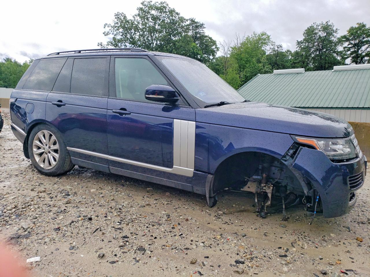 2016 Land rover RANGE ROVER VIN SALGS2EF3GA281547 COPART salvage auction — Front End, MA - CERT OF TITLE-RECONSTRCTD COLL, sold $3,800 on 2026-08-26 (photo 4)