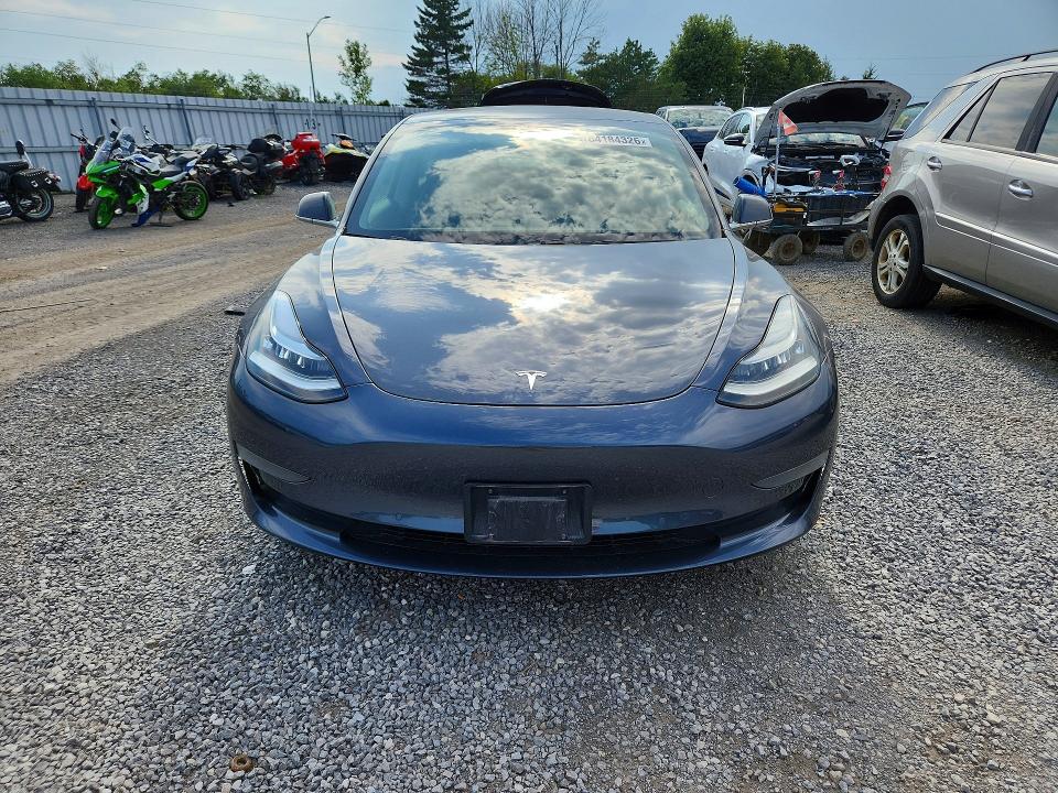 2020 Tesla Model 3 VIN 5YJ3E1EA6LF786205 COPART salvage auction — SIDE, ON - PERMIT NO BRAND - UNFIT, sold $6,500 on 2026-08-25 (photo 5)