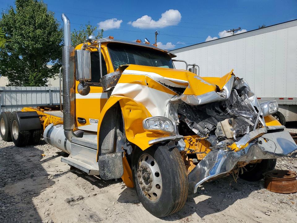 2025 Peterbilt 589 VIN 1XPED49X0SD752129 COPART salvage auction — FRONT END, IN - CERTIFICATE OF TITLE (P), sold $23,500 on 2026-09-08 (photo 4)